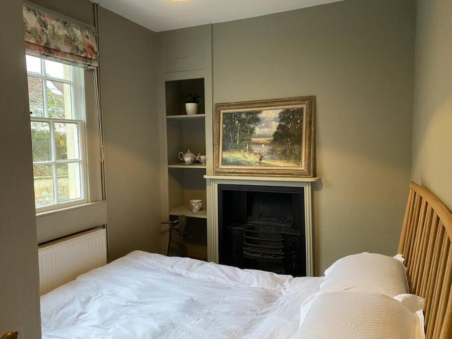 Regency Cottage 10 Minutes From Bath City Centre エクステリア 写真