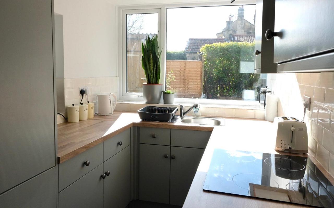 Regency Cottage 10 Minutes From Bath City Centre エクステリア 写真
